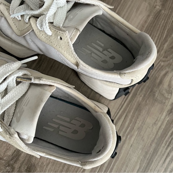 NEW BALANCE 327 Sneakers - Picture 12 of 16